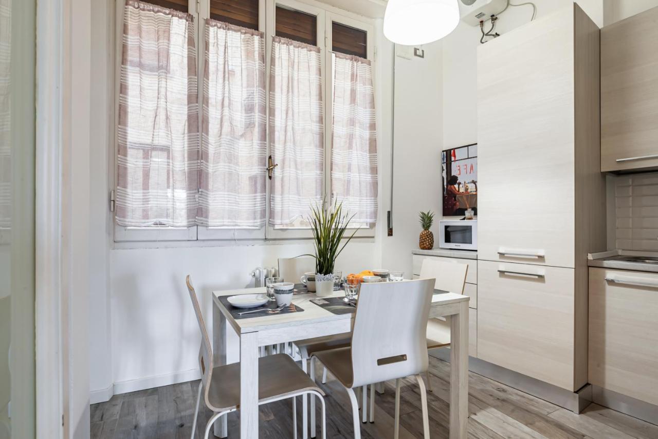 Lungarno Elegant Apartment With Panoramic Balcony Pisa Exterior foto