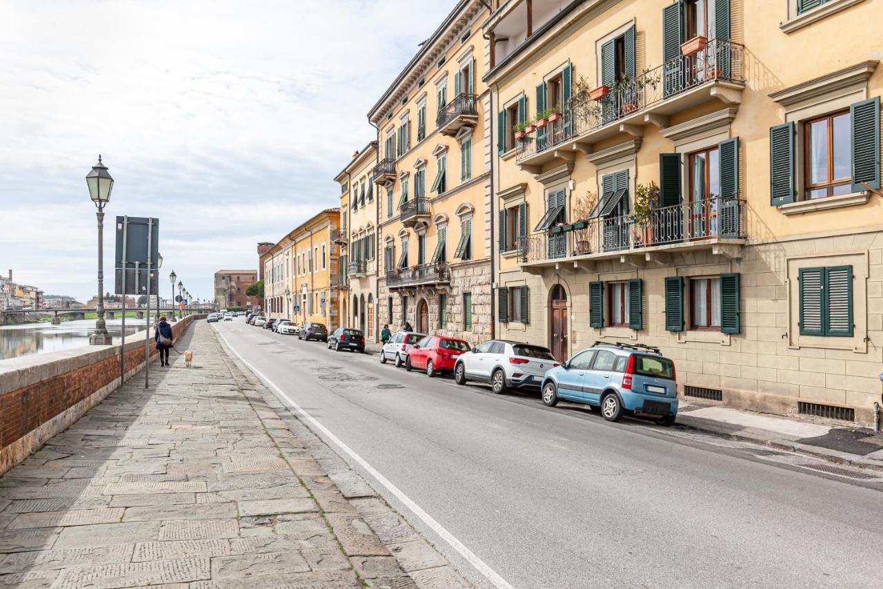 Lungarno Elegant Apartment With Panoramic Balcony Pisa Exterior foto