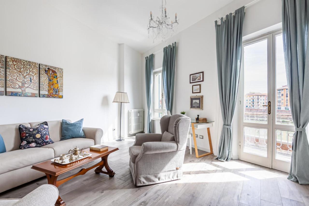 Lungarno Elegant Apartment With Panoramic Balcony Pisa Exterior foto